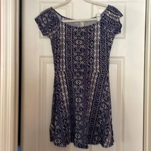 Forever 21 scoop front dress size m, short sleeve